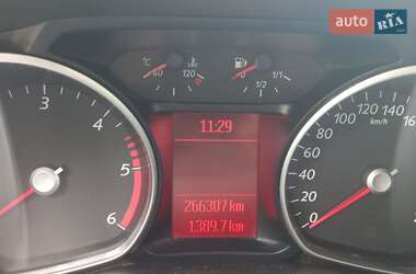 Минивэн Ford Galaxy 2013 в 