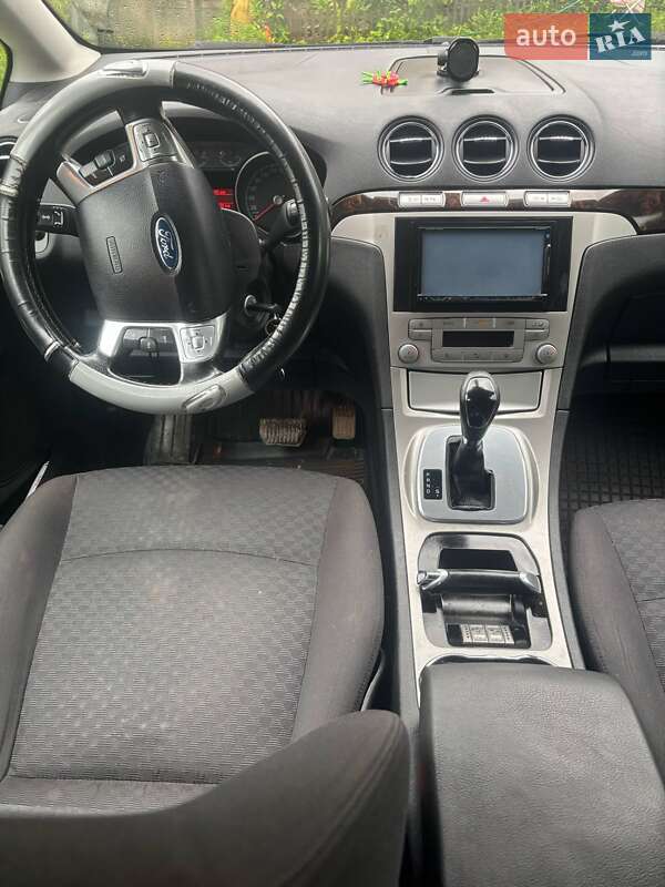 Минивэн Ford Galaxy 2007 в Тячеве