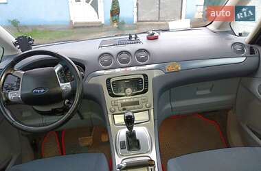 Минивэн Ford Galaxy 2007 в 
