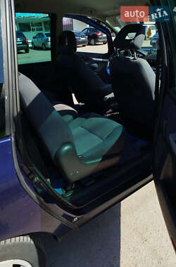 Минивэн Ford Galaxy 2005 в 