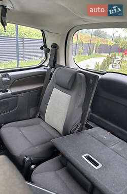Минивэн Ford Galaxy 2008 в 