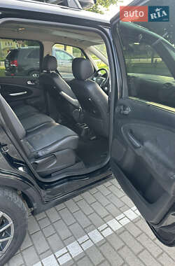 Мінівен Ford Galaxy 2010 в 