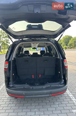 Мінівен Ford Galaxy 2010 в 