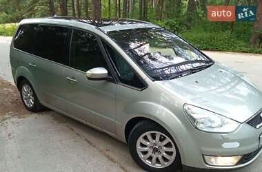 Минивэн Ford Galaxy 2008 в 