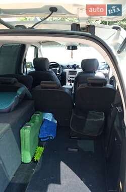 Минивэн Ford Galaxy 2008 в 