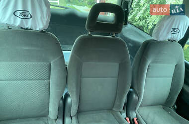 Минивэн Ford Galaxy 2003 в 