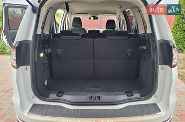 Минивэн Ford Galaxy 2015 в 