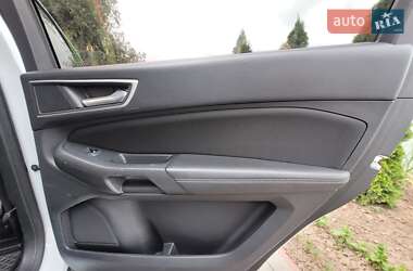 Минивэн Ford Galaxy 2015 в 