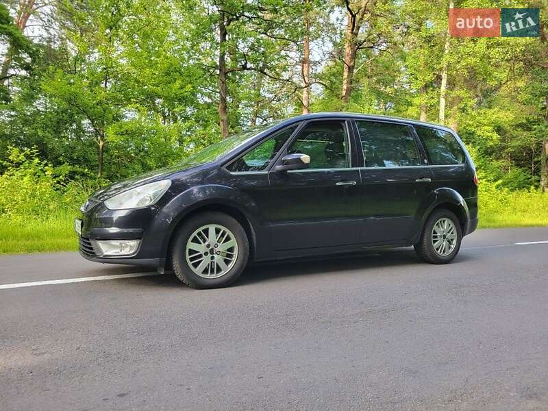 Минивэн Ford Galaxy 2007 в Киверцах