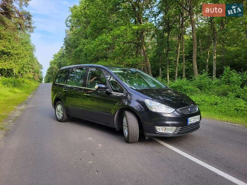 Минивэн Ford Galaxy 2007 в Киверцах