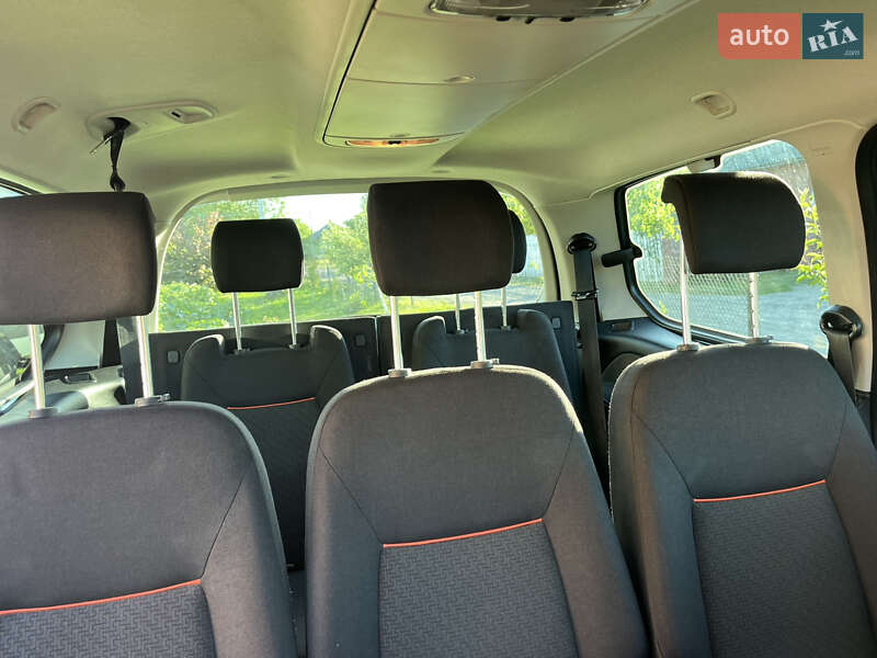 Минивэн Ford Galaxy 2006 в Любомле