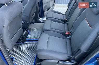 Минивэн Ford Galaxy 2006 в 