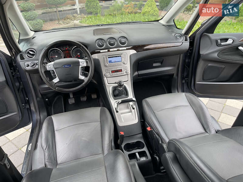 Минивэн Ford Galaxy 2010 в Стрые