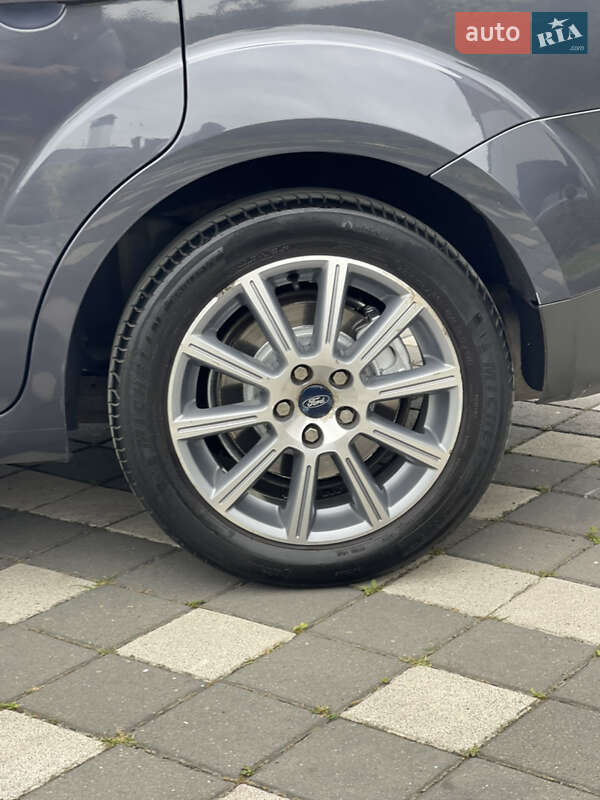 Минивэн Ford Galaxy 2010 в Стрые