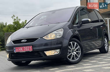 Минивэн Ford Galaxy 2010 в 