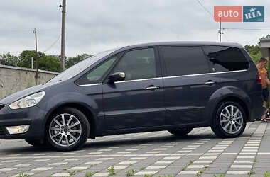 Минивэн Ford Galaxy 2010 в 