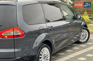 Мінівен Ford Galaxy 2014 в 