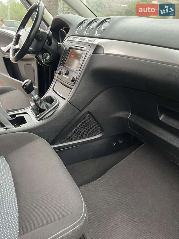 Минивэн Ford Galaxy 2014 в Стрые