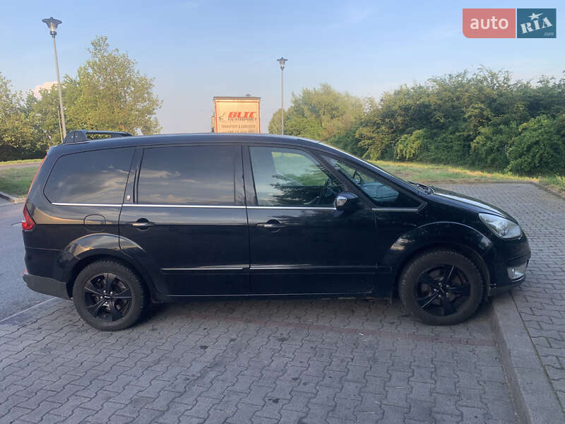 Минивэн Ford Galaxy 2007 в Киеве