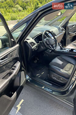 Минивэн Ford Galaxy 2017 в 