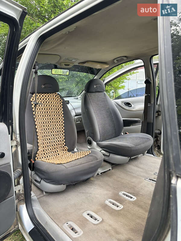 Мінівен Ford Galaxy 1999 в Сумах
