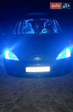 Мінівен Ford Galaxy 2000 в 