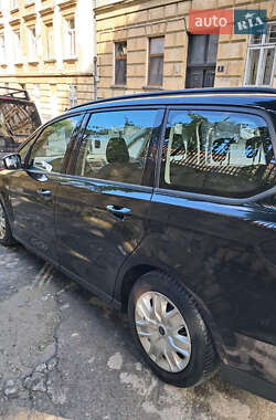 Минивэн Ford Galaxy 2017 в 