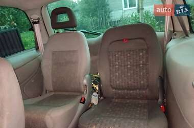 Минивэн Ford Galaxy 2002 в 
