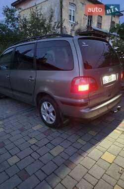 Минивэн Ford Galaxy 2002 в 