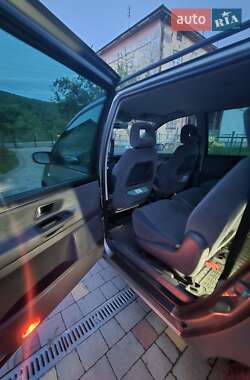 Минивэн Ford Galaxy 2002 в 