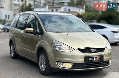 Минивэн Ford Galaxy 2006 в 