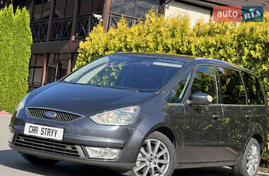 Минивэн Ford Galaxy 2010 в 