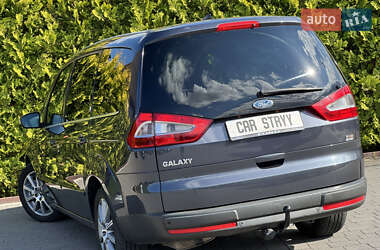Минивэн Ford Galaxy 2010 в 