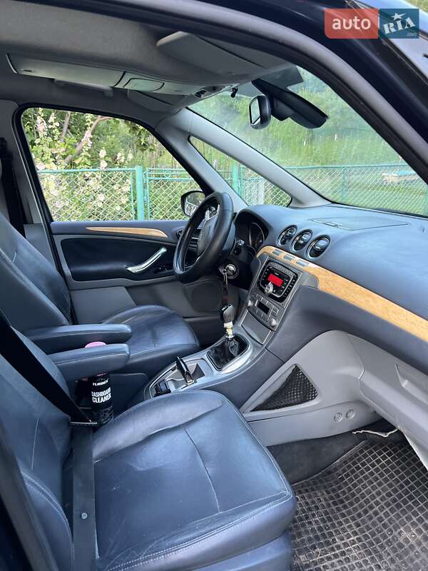 Мінівен Ford Galaxy 2007 в Сваляві