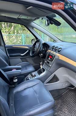 Минивэн Ford Galaxy 2007 в 