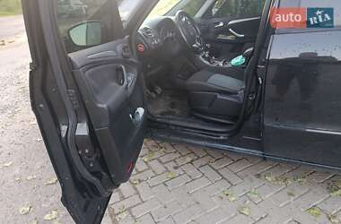 Минивэн Ford Galaxy 2011 в 