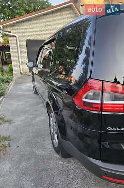 Минивэн Ford Galaxy 2014 в 