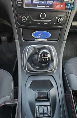 Минивэн Ford Galaxy 2014 в 