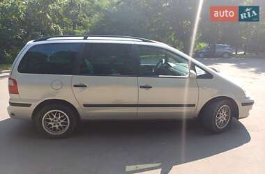 Минивэн Ford Galaxy 2003 в 