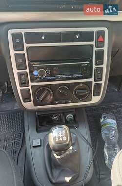 Минивэн Ford Galaxy 2003 в 