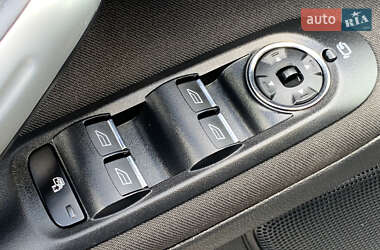 Минивэн Ford Galaxy 2013 в 
