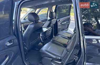 Минивэн Ford Galaxy 2010 в 