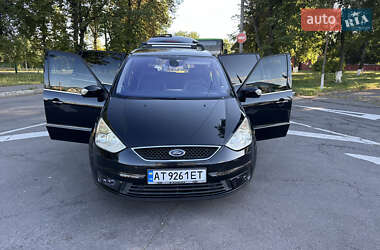 Минивэн Ford Galaxy 2010 в 