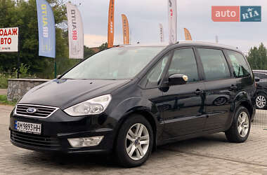 Минивэн Ford Galaxy 2010 в 