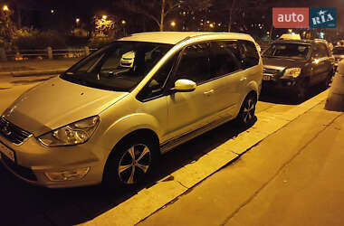 Минивэн Ford Galaxy 2010 в 