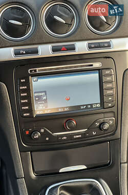 Минивэн Ford Galaxy 2014 в 