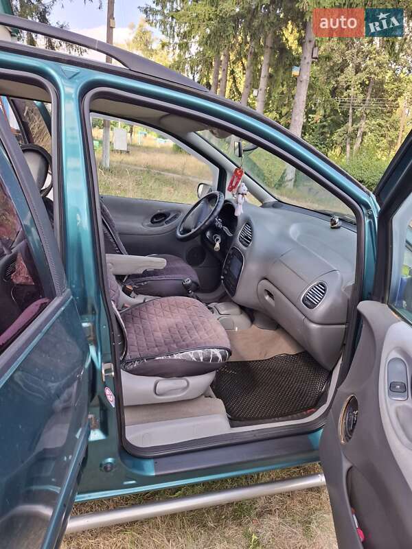 Минивэн Ford Galaxy 2000 в Гайсине