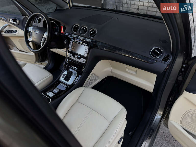 Минивэн Ford Galaxy 2011 в Днепре