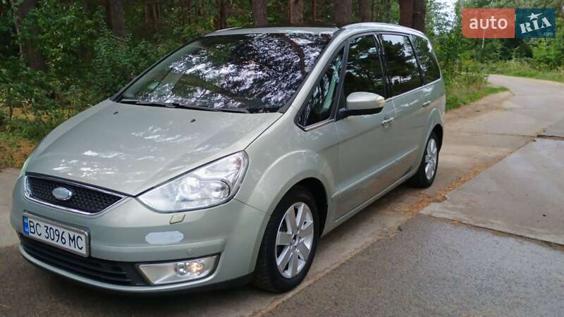 Мінівен Ford Galaxy 2008 в Новояворівську