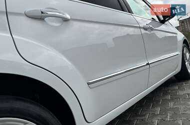 Мінівен Ford Galaxy 2011 в 